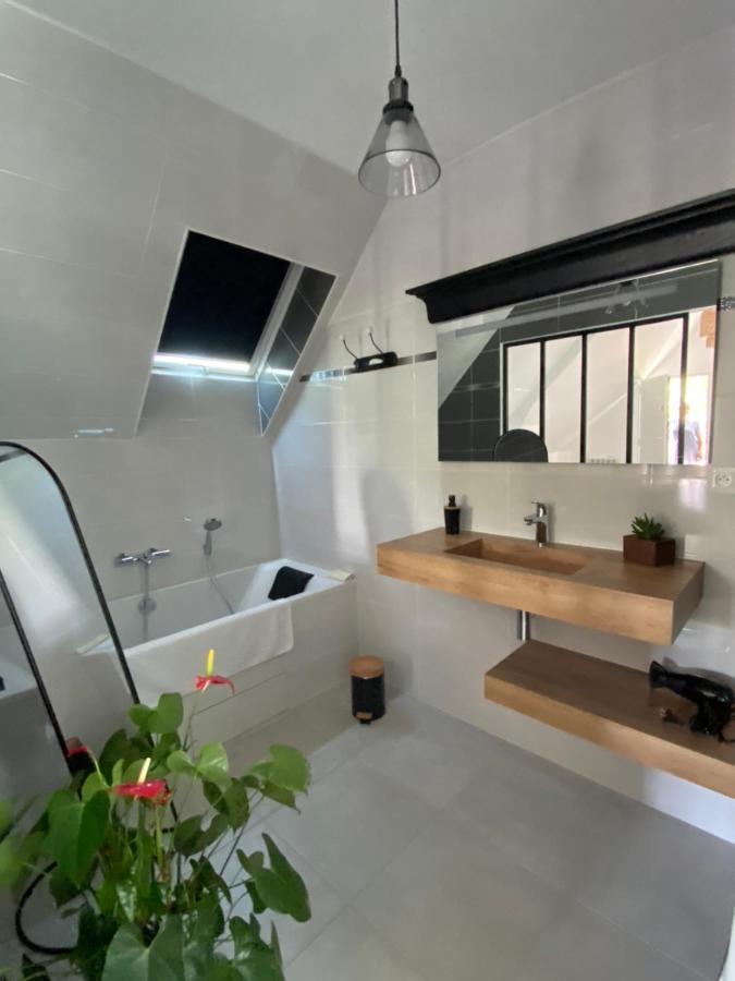 Appartement Lu'Ermael Avec Vue Mont Saint Michel Courtils Eksteriør bilde
